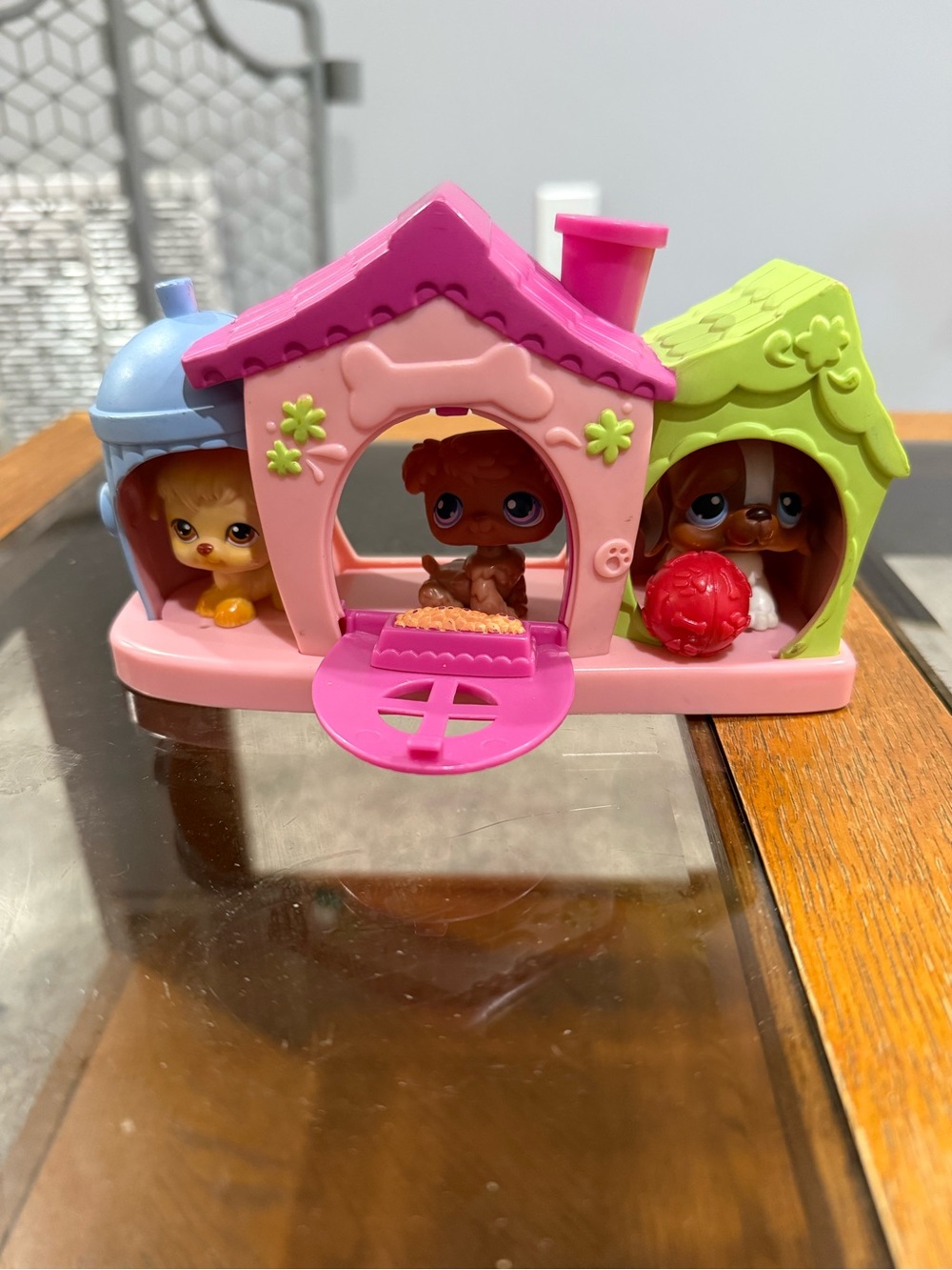 Littlest Pet Shop Doghouse Playset Poodle #38, Spaniel #26 , St.Bernard # 76